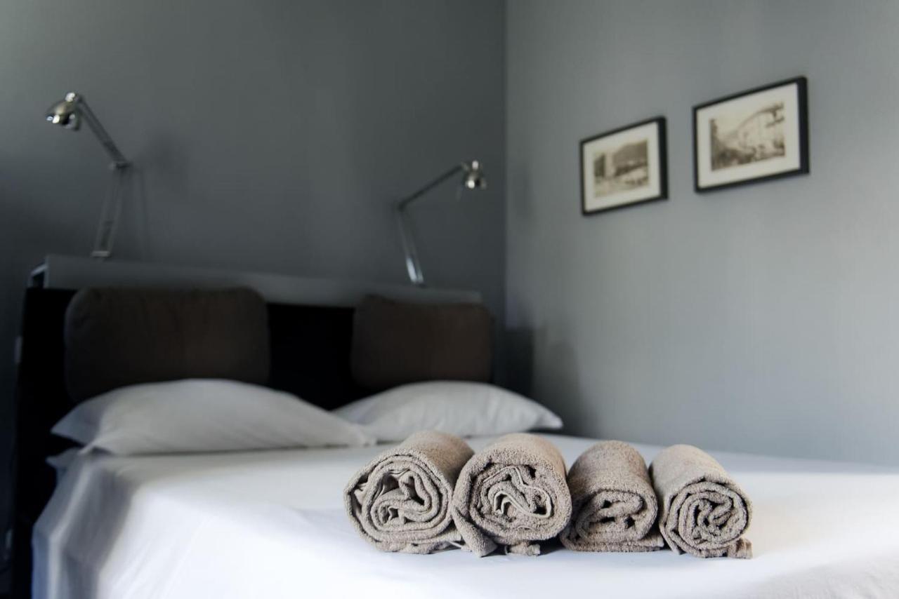 Via Mentana 32 - The House Of Travelers Apartment Como Exterior photo