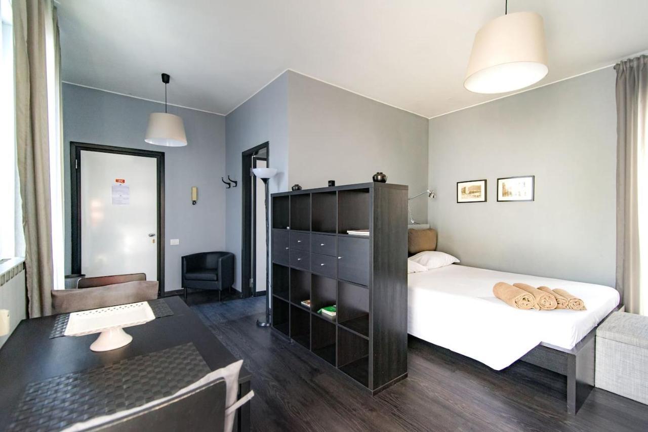 Via Mentana 32 - The House Of Travelers Apartment Como Exterior photo