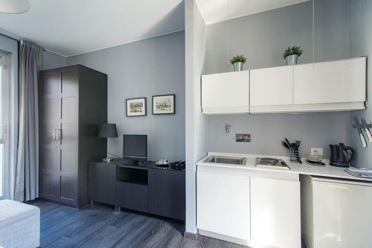 Via Mentana 32 - The House Of Travelers Apartment Como Exterior photo