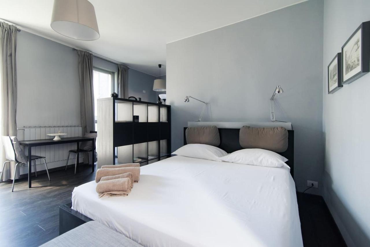 Via Mentana 32 - The House Of Travelers Apartment Como Exterior photo